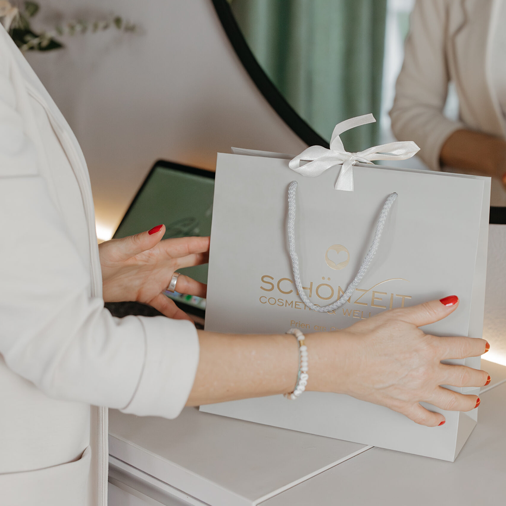 beauty-gutschein-schönzeit-kosmetikstudio-prien-chiemsee-premiumg-geschenk